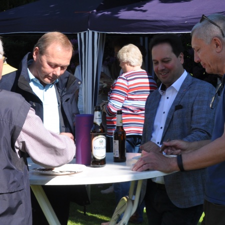 03.06.2022 Grillfest in Däneckes Garten | Senioren-Union Quickborn und
