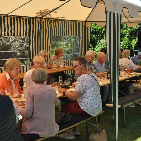 03.06.2022 Grillfest in Däneckes Garten | Senioren-Union Quickborn und